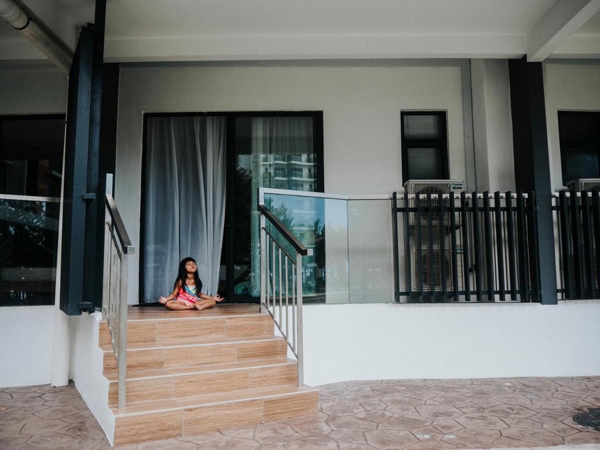 Timur Bay Groundfloor Pool & Seaview Kuantan Exteriér fotografie